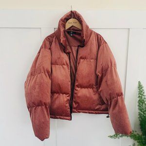 Cropped Velvet puffer - Medium - Never Worn